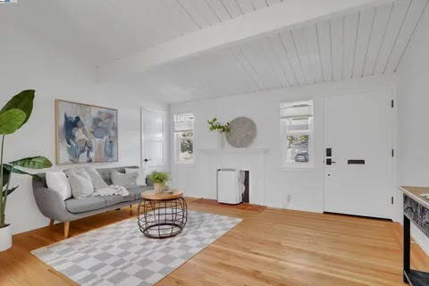 Photo - Charming 2-Bedroom Home for Rent