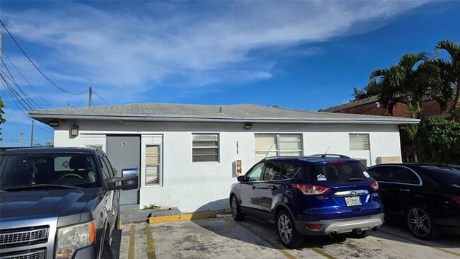 Building Photo - 1012 NW 2nd Ave Unit 3 Rental