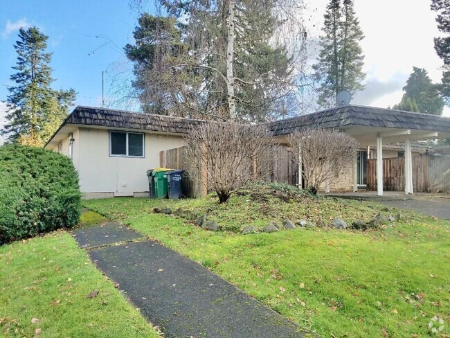Building Photo - ALK - Iron Horse Duplex Unit 11800 Rental