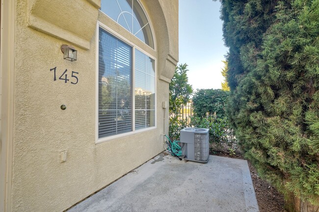 3726 Mykonos Ln