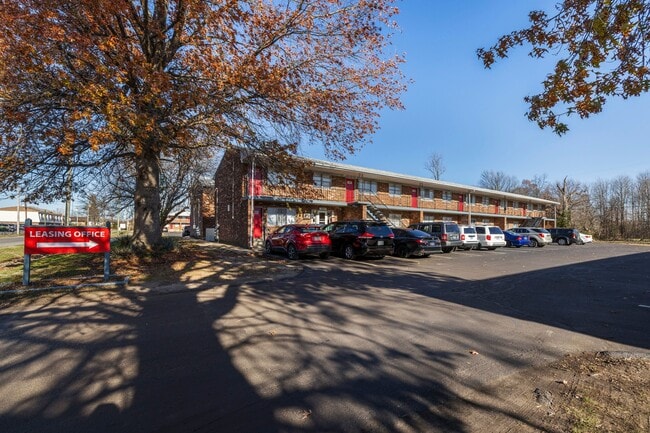 Cumberland Apartments - Cumberland Apartments