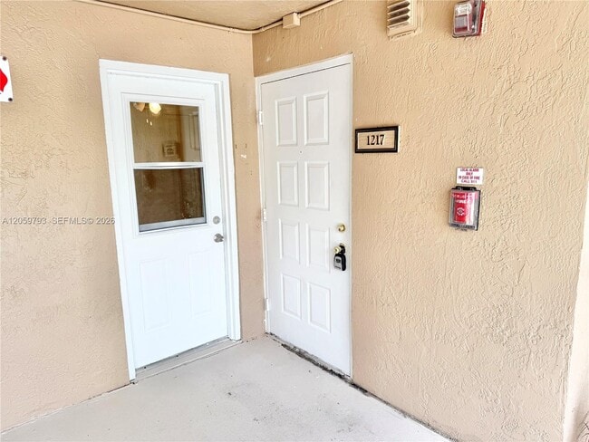 Photo - 9755 Westview Dr Unit 1217