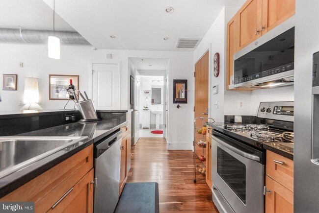 Photo - 1440 Church St NW Unit 403