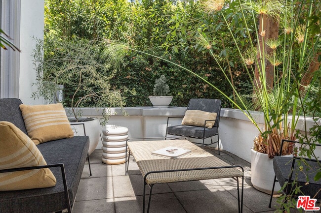 Photo - 2027 Canyon Dr