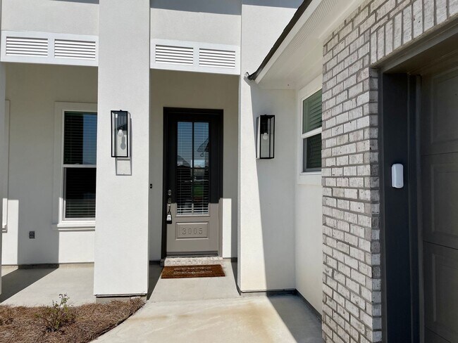 Photo - Stunning 3 bedroom, 2 bath home plus added...