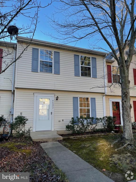 Building Photo - 45277 Keyport Ct Rental