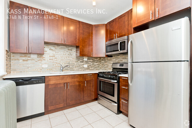 Building Photo - 4748 N Troy St Unit 4748-1 Rental