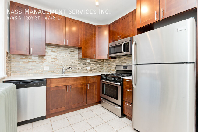 Photo - 4748 N Troy St Apartment Unit 4748-1