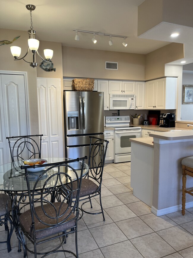 Photo - 10102 L Pavia Blvd Unidad 10102 L'Pavia Blvd.