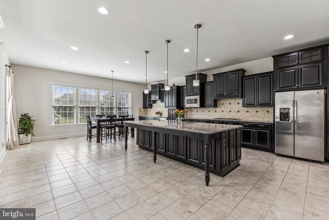 Photo - 42058 Barrymoore Pl