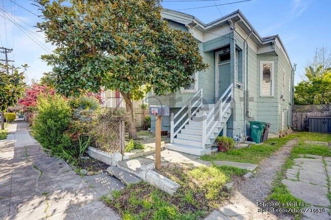 Photo - 965 56th St House