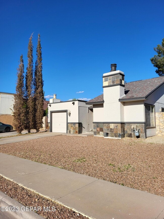 Photo - 1802 Frank Sinatra Pl