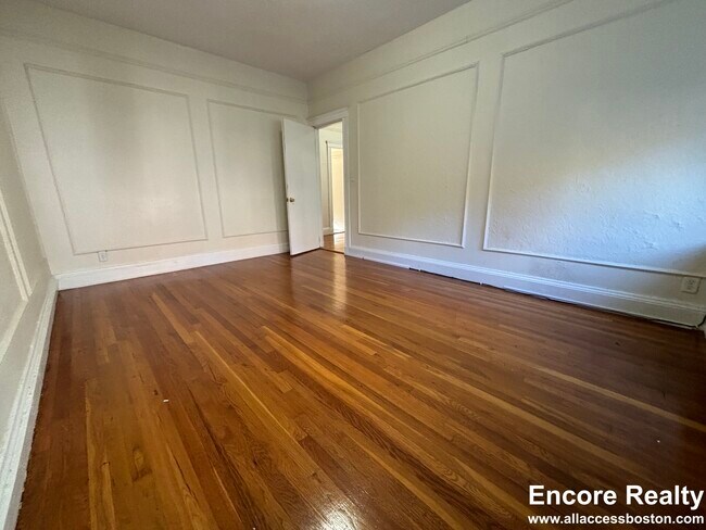 Photo - 70 Chiswick Rd Unit 12