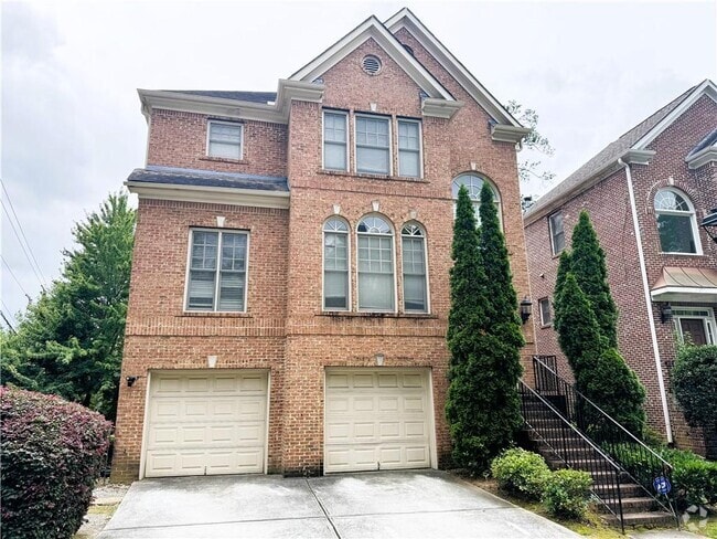 Building Photo - 907 Lenox Ct NE Rental