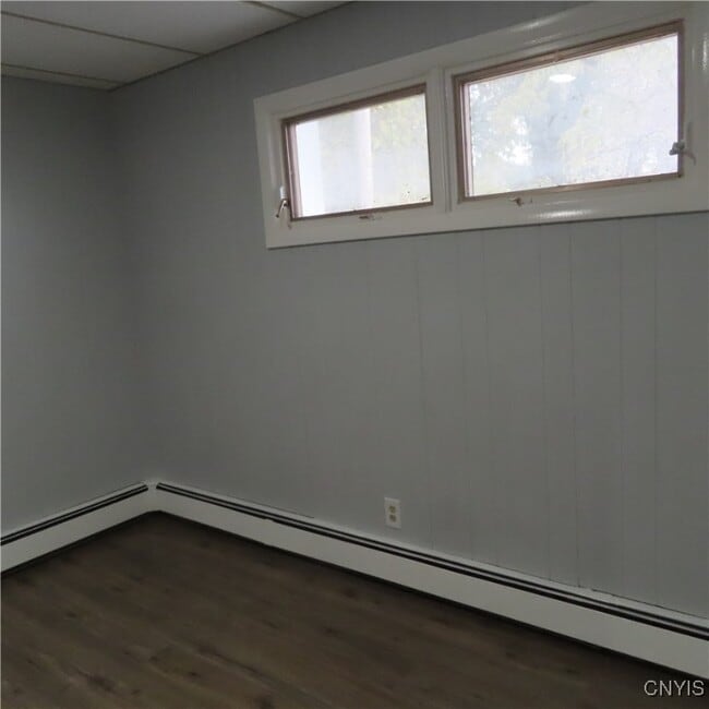 Photo - 4449 E Genesee St