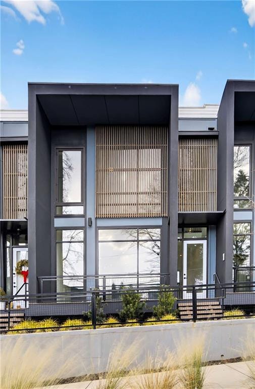 Photo - 816 Berne St SE