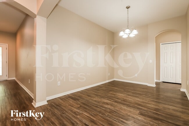 Photo - 734 Star Pointe Dr