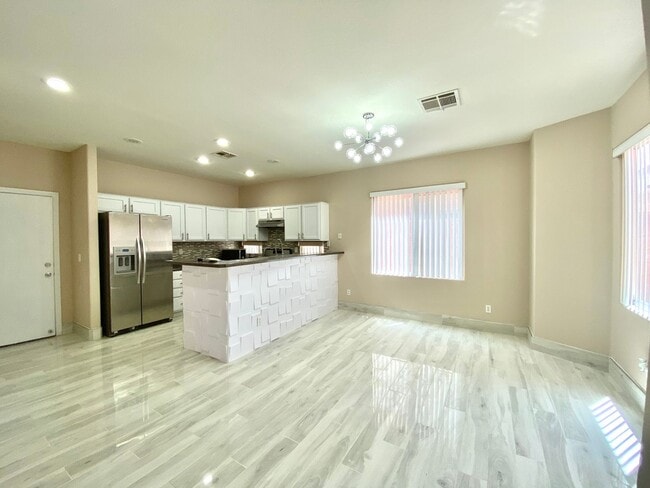 Photo - Nice 2-story single-family house with 3 Bedrooms, 2.5 Bathrooms