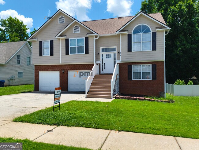 Building Photo - 194 Saddleview Trail Rental