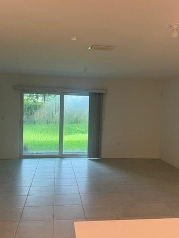 Photo - 6733 Broadwater Ln