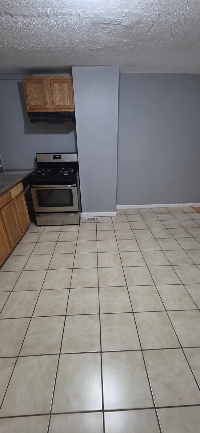 2572 McCulloh St Unidad 1