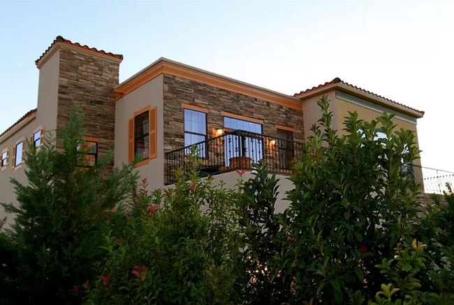 Photo - 4310 Capistrano Ave