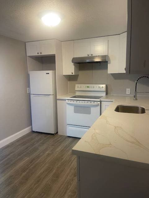 Photo - 1064 N Tamiami Trl