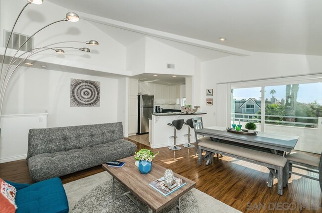 Photo - 1614 Chalcedony St Townhome