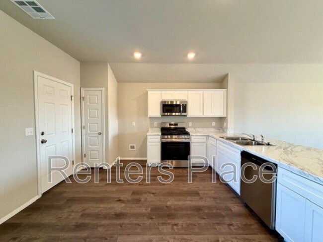 Photo - 1114 Raven Dr