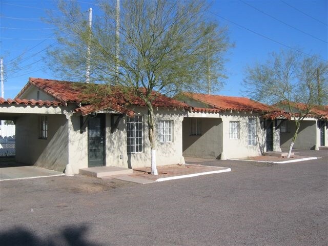 Las Casitas - Las Casitas Apartments