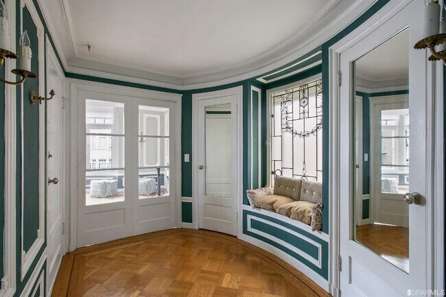 Photo - 630 Leavenworth St