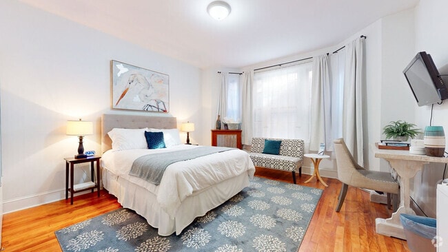 Building Photo - 1253 Beacon St Rental