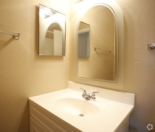 Pinewoods Apartments Lafayette, LA