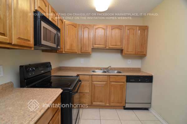 Photo - 912 Skyview Dr