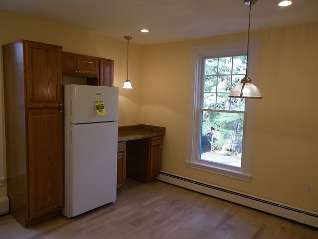 Photo - 63 Oak St Unit B