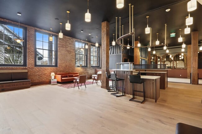 Photo - 1148 S Peters St Unit ID1265815P