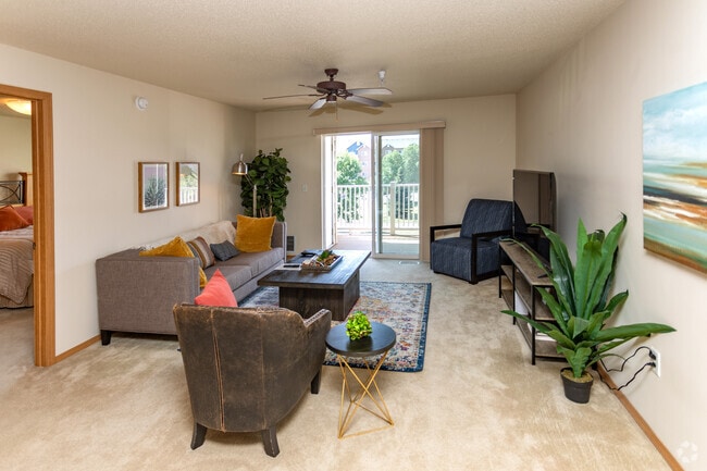 2BR, 2BA, Remington - 1,245SF - Living Area - SH - Stonehedge Apartments