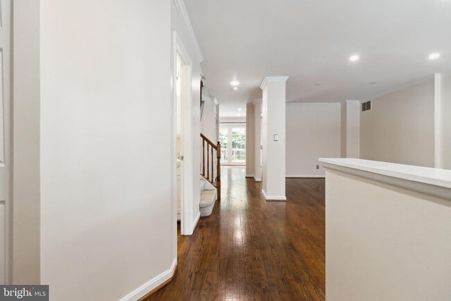Photo - 524 Kinsale Rd