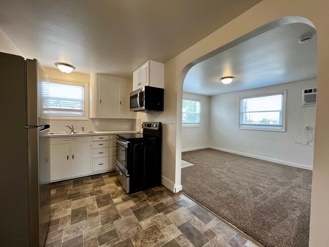 Photo - DTieton Unit 904