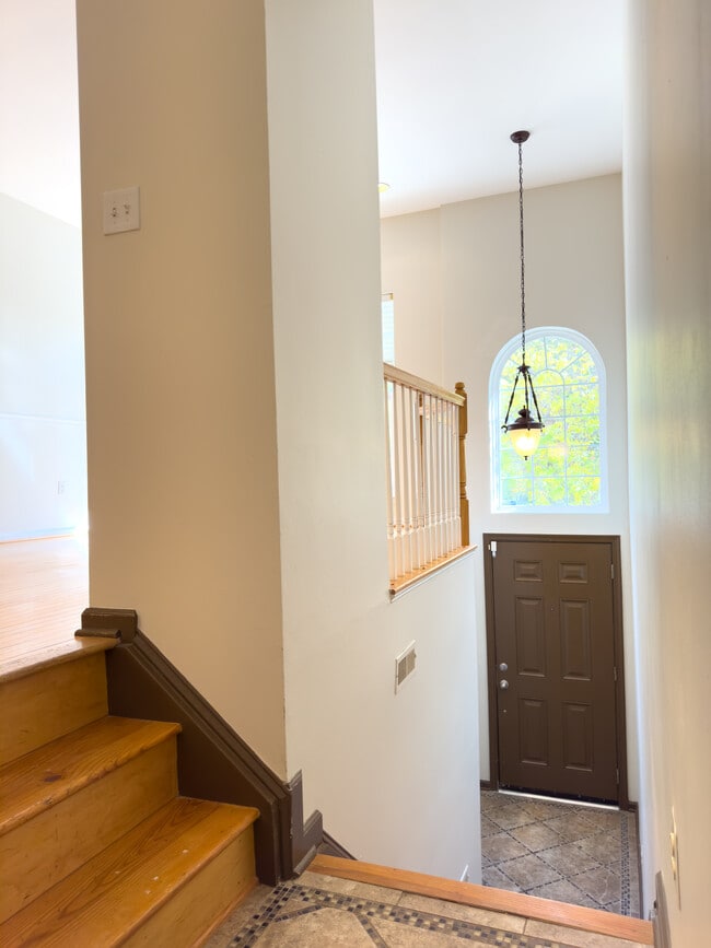 Photo - 8010 Pennington Dr