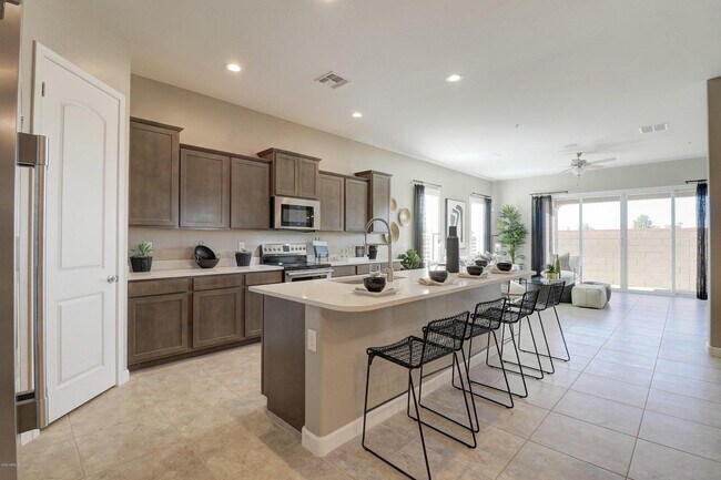 Photo - 1255 N Arizona Ave Unidad 1196