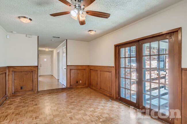 Photo - 1316 Lexington Dr