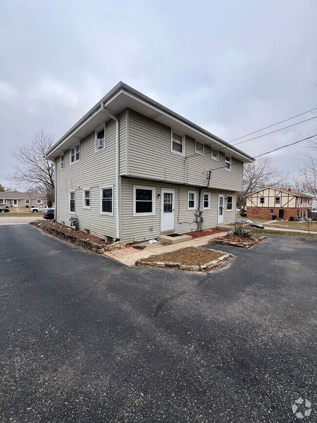 Building Photo - 2018-2020 S Grand Ave. (Duplex) Unit 2020 Rental