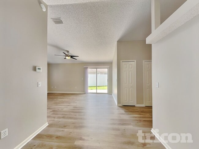 Photo - 4350 Jillian Dr