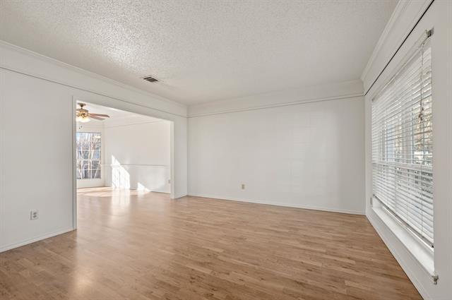 Photo - 4348 Kenwood Dr