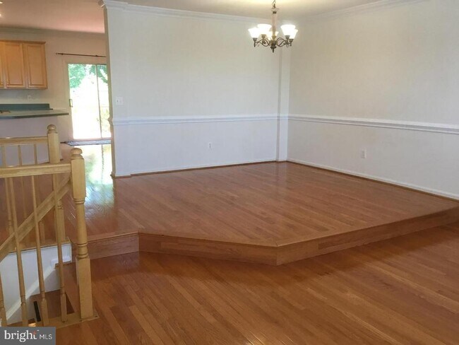 Photo - 5271 Ballycastle Cir