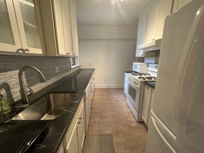 Photo - 10 Jamaicaway Unit 23