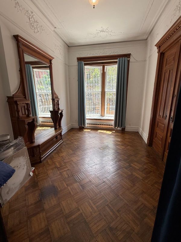 Photo - 67 W 83rd St Unit Apartment 1