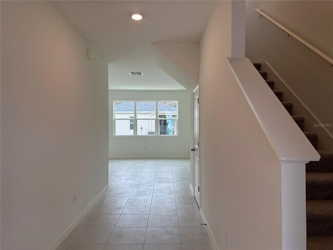 Photo - 37411 Roanoke River Wy