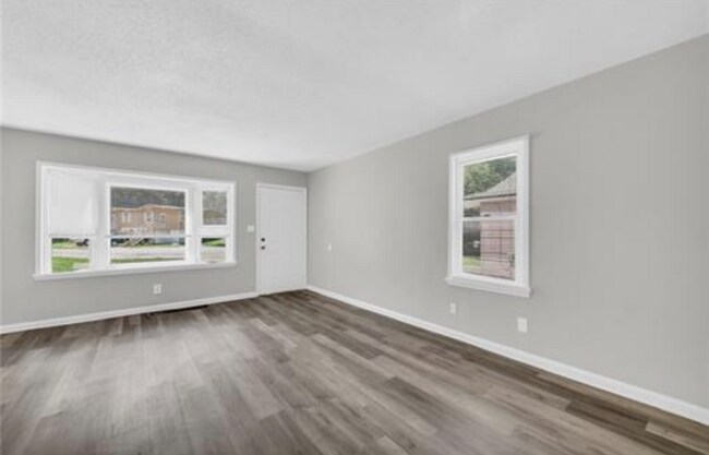 Photo - 5733 Jackson Ave